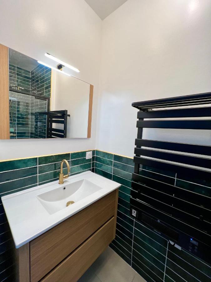 Appartement De Luxe Avec Fresque, Hyper Centre Et Parking Sure Fontainebleau Eksteriør billede